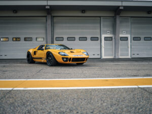 Composite Works' GT 40 – 02