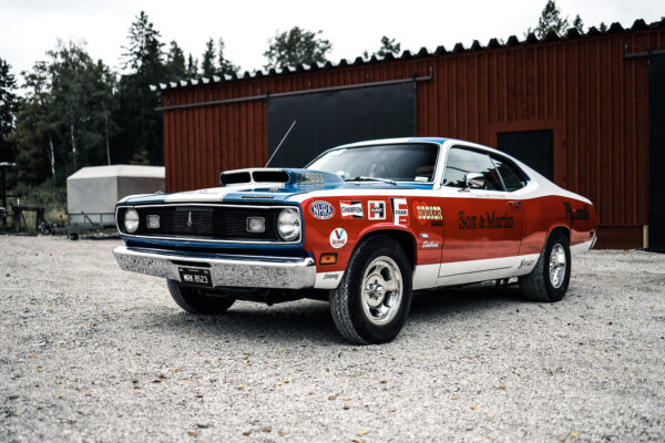 Karin's 1970 Duster